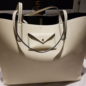 Marc by Marc Jacob Metropolite Tote in off white